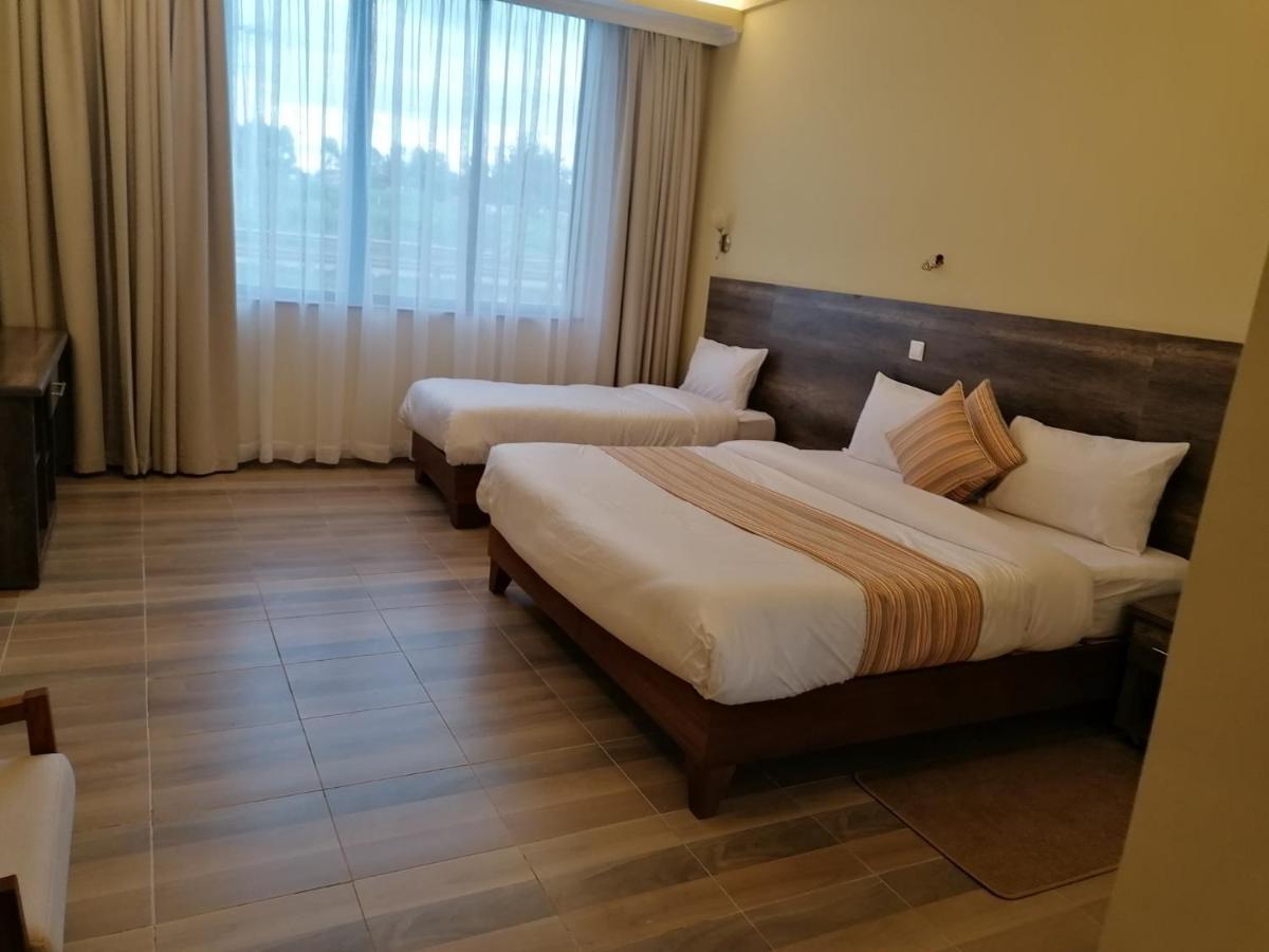 The Willis Hotel, Bomet Kültér fotó