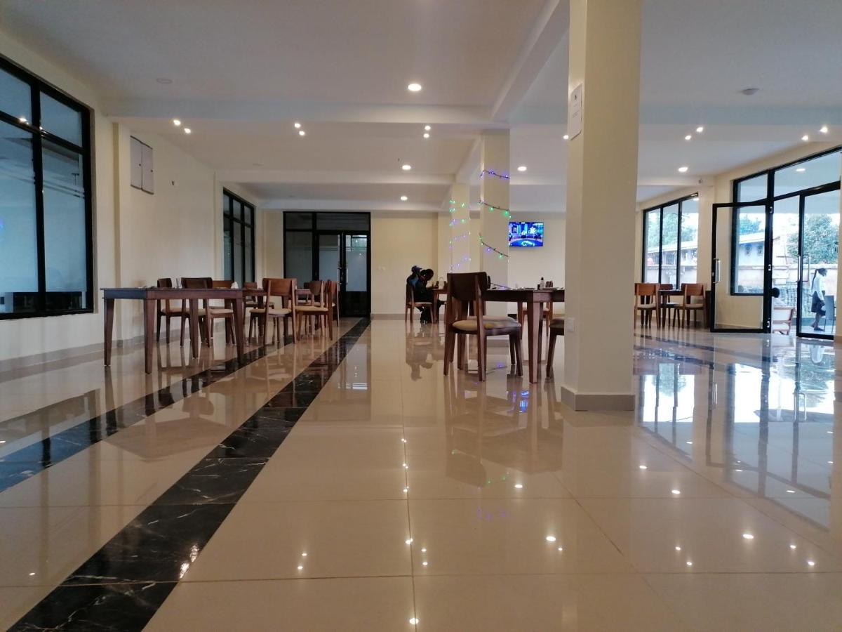 The Willis Hotel, Bomet Kültér fotó